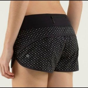 Lululemon speed short size 6 excellent condition